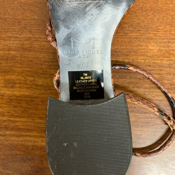 Marc Fisher - Picture 5 of 7